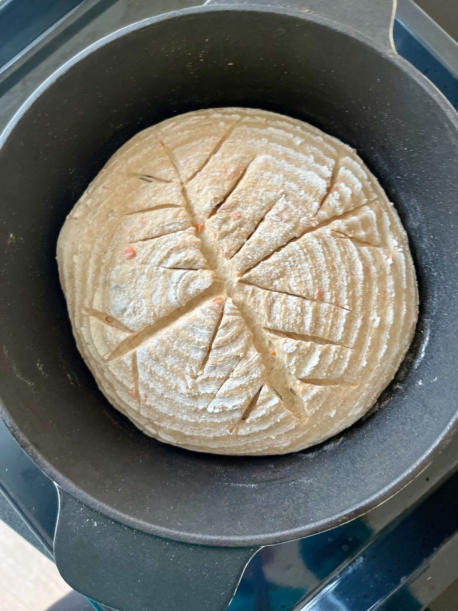 Herbstliches Karotten-Kürbiskernbrot