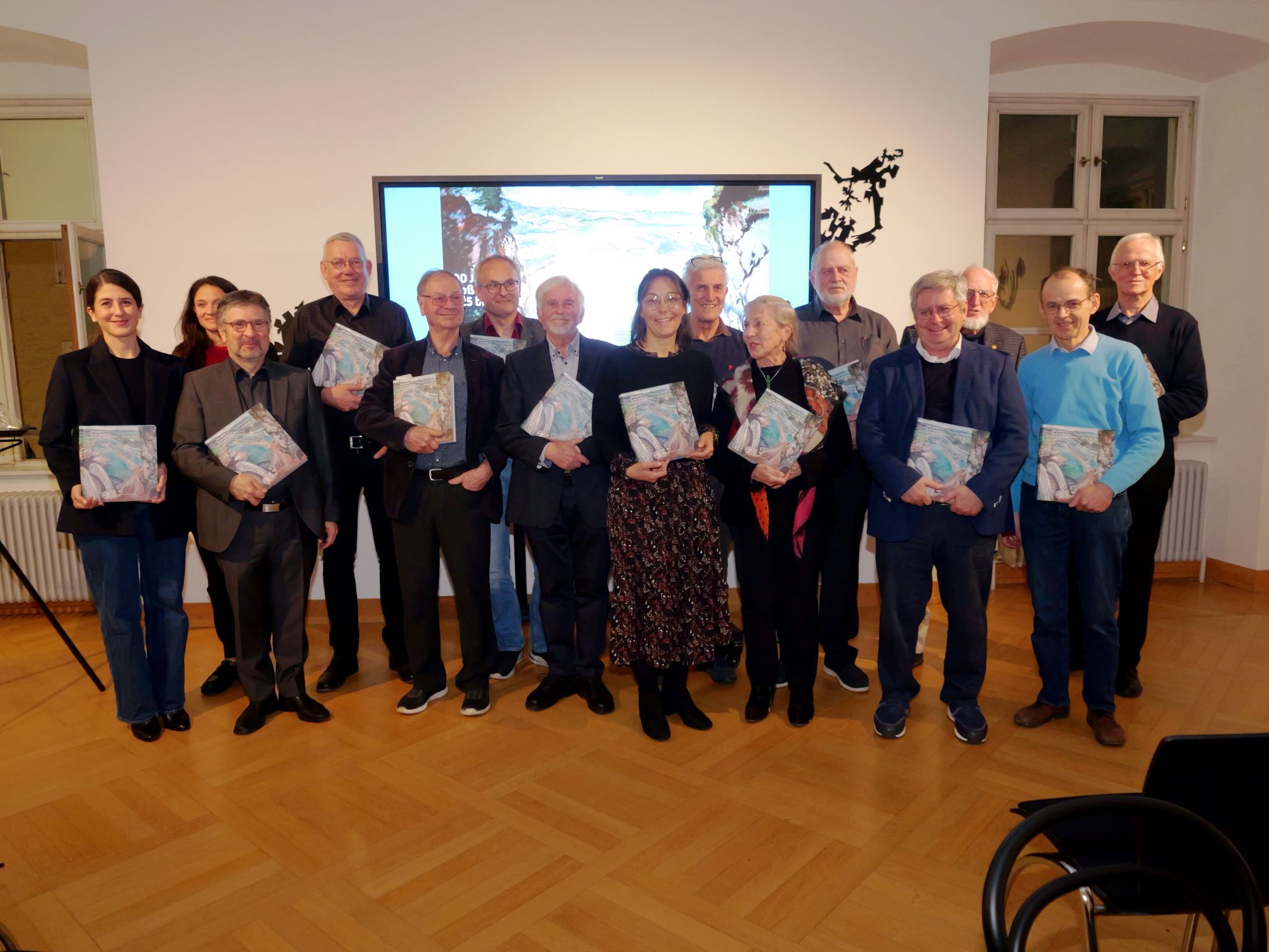 Ein Jahrhundert Groß-Feldkirch beleuchtet