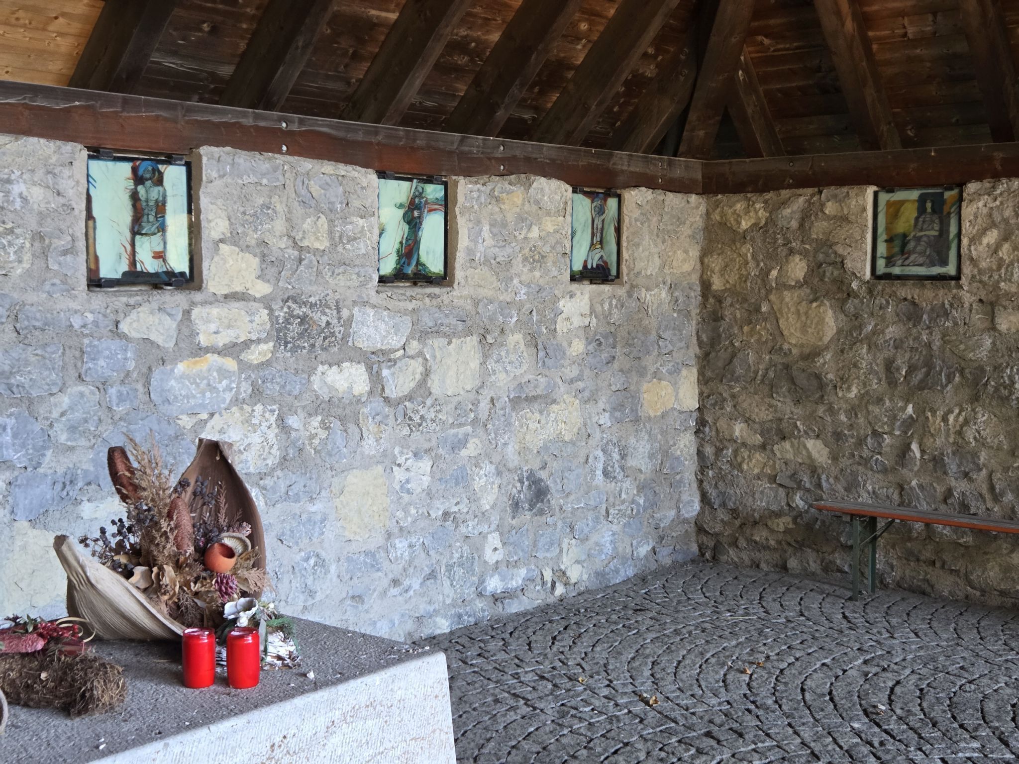 Gedenkkapelle am Arlbergtunnel: Ein Ort der Erinnerung und des Beistands