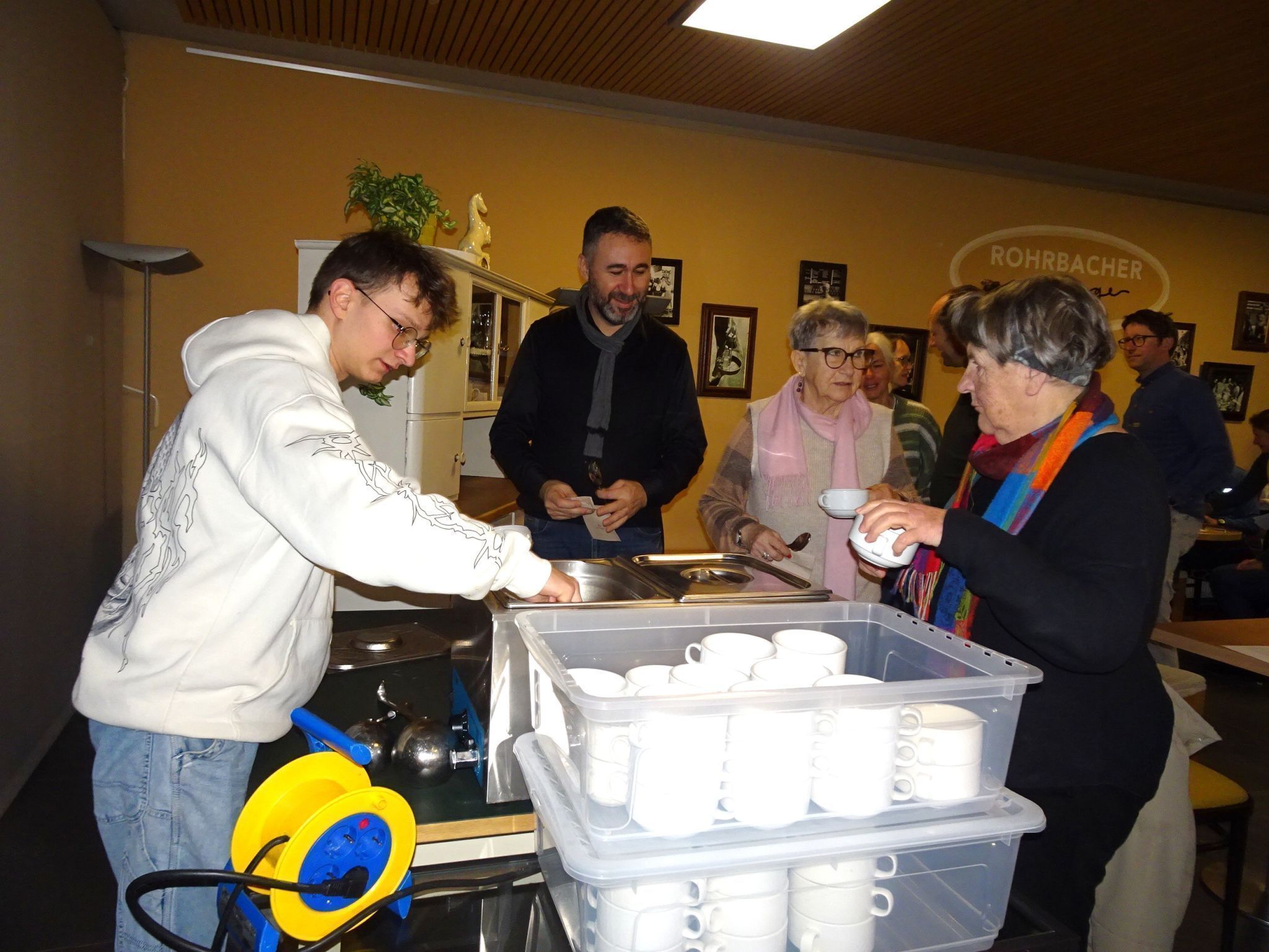 Gemeinsamer Beginn von Ramadan und Fastenzeit: Austausch in St. Christoph