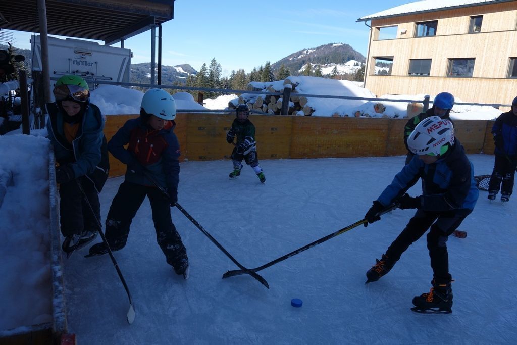 Wälder Kids schnupperten Eishockeyluft