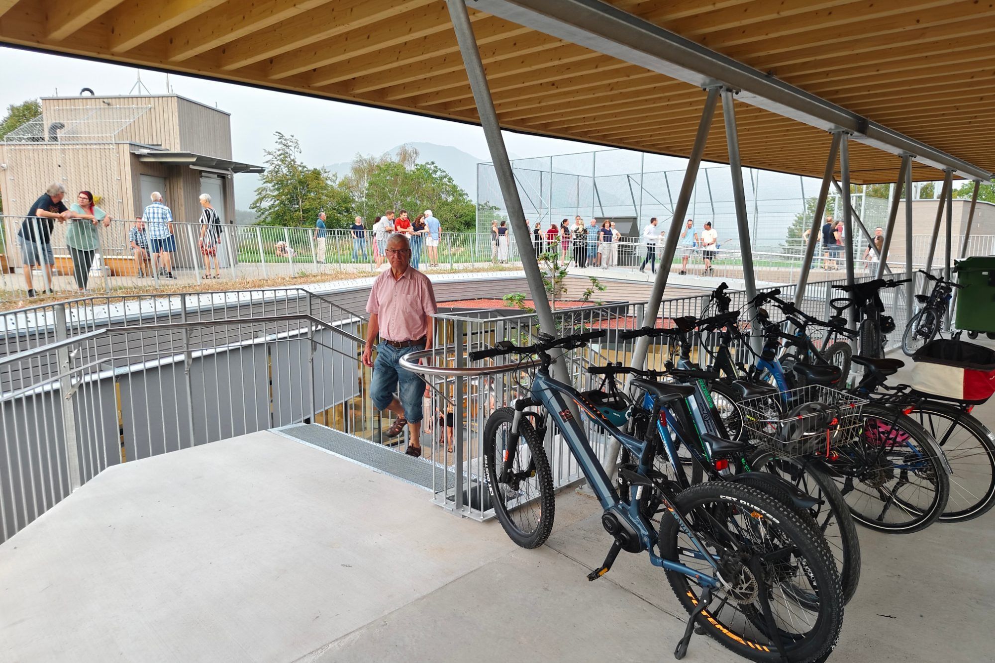 Beim Parzellenhock ins Bildungszentrum